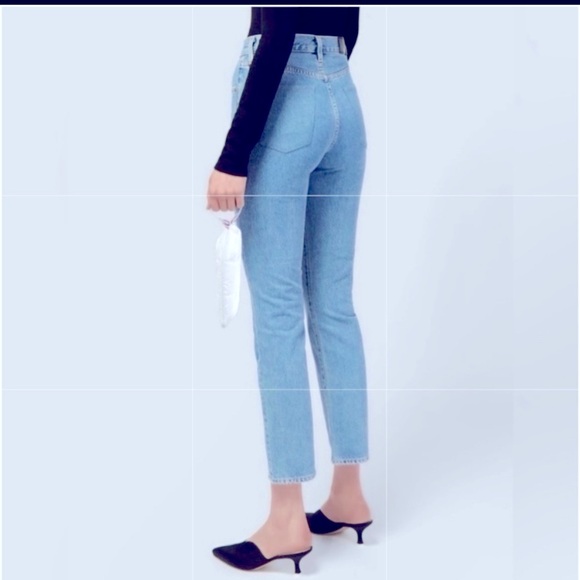 Authentic Moncler Oversized Sunglasses with original cloth and case - Picture 7 of 8